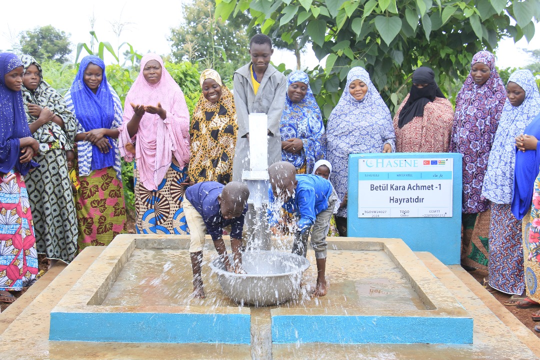 💧 Forage avec Pompe à Main à près de Tchamba avec la Fondation HASENE 💧