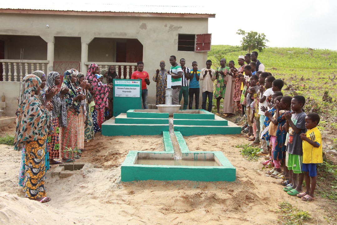 🚰 Forage avec Pompe à Main à Basar, Togo - Réalisé par CASE TOGO et la Fondation HASENE 🚰